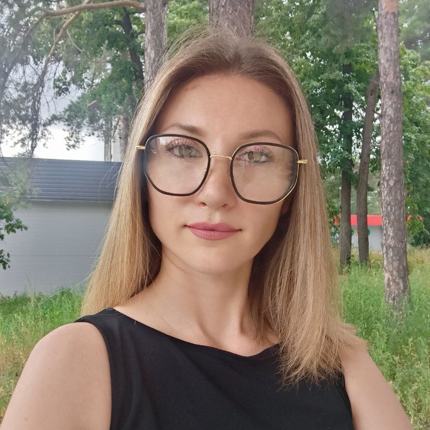 Юлия Евстигнеева